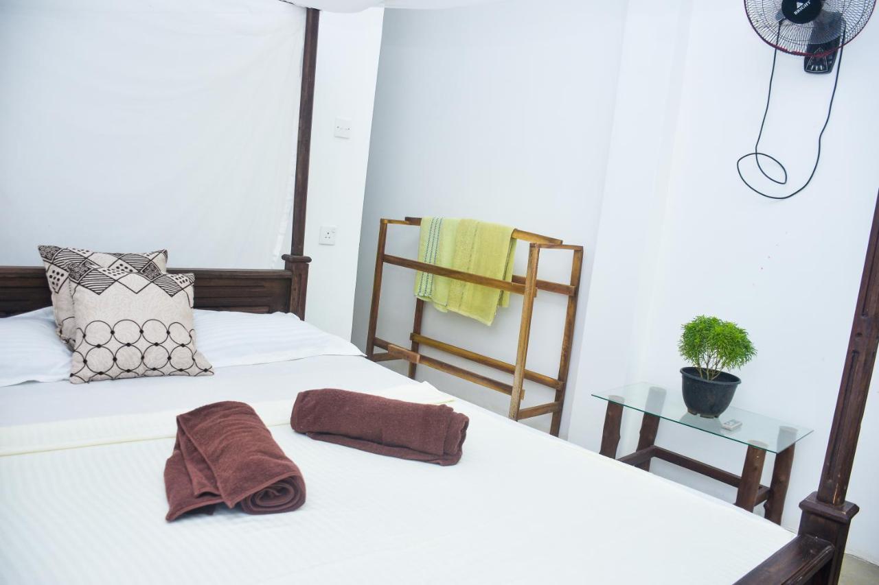 King'S Elephant Cabanas & Restaurant Tangalle Kültér fotó